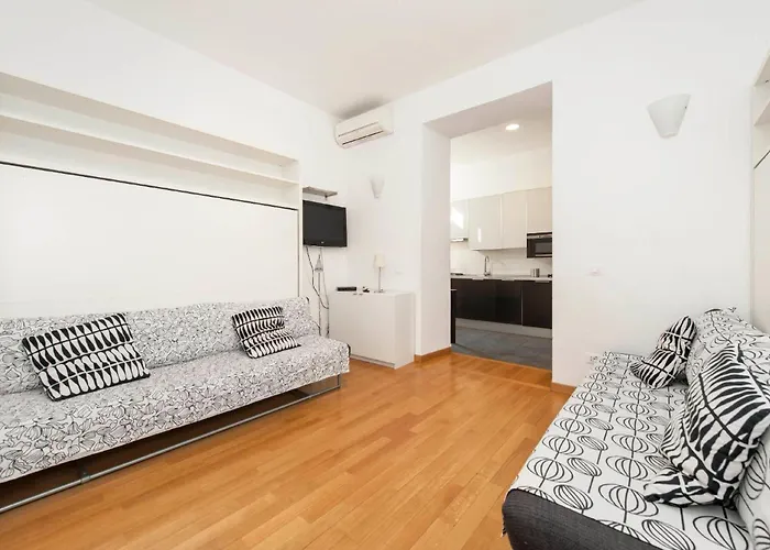 Irpini Apartament *